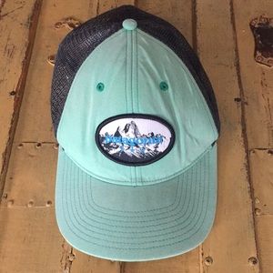 PATAGONIA HAT VINTAGE STYLE MINT GREEN SNAPBACK TRUCKER HAT RARE OS ADJ